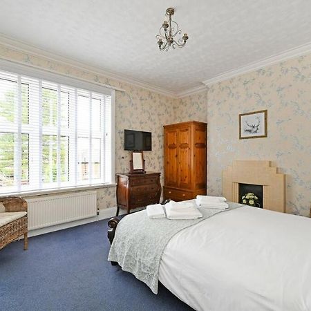 Forest Side Guesthouse Линдхорст Экстерьер фото